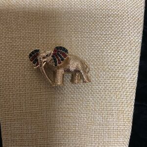 VTG Ciner Gold Plate Elephant Brooch.